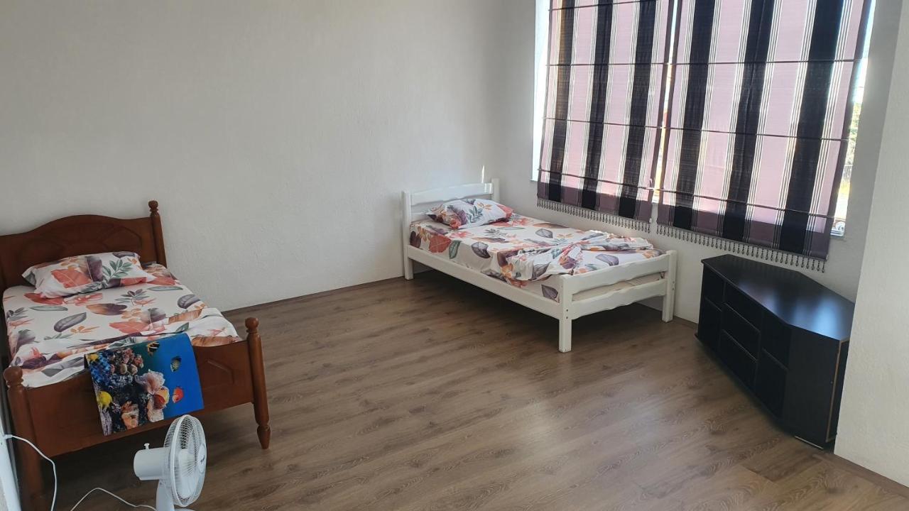 Arbi Guest House Kukes Buitenkant foto