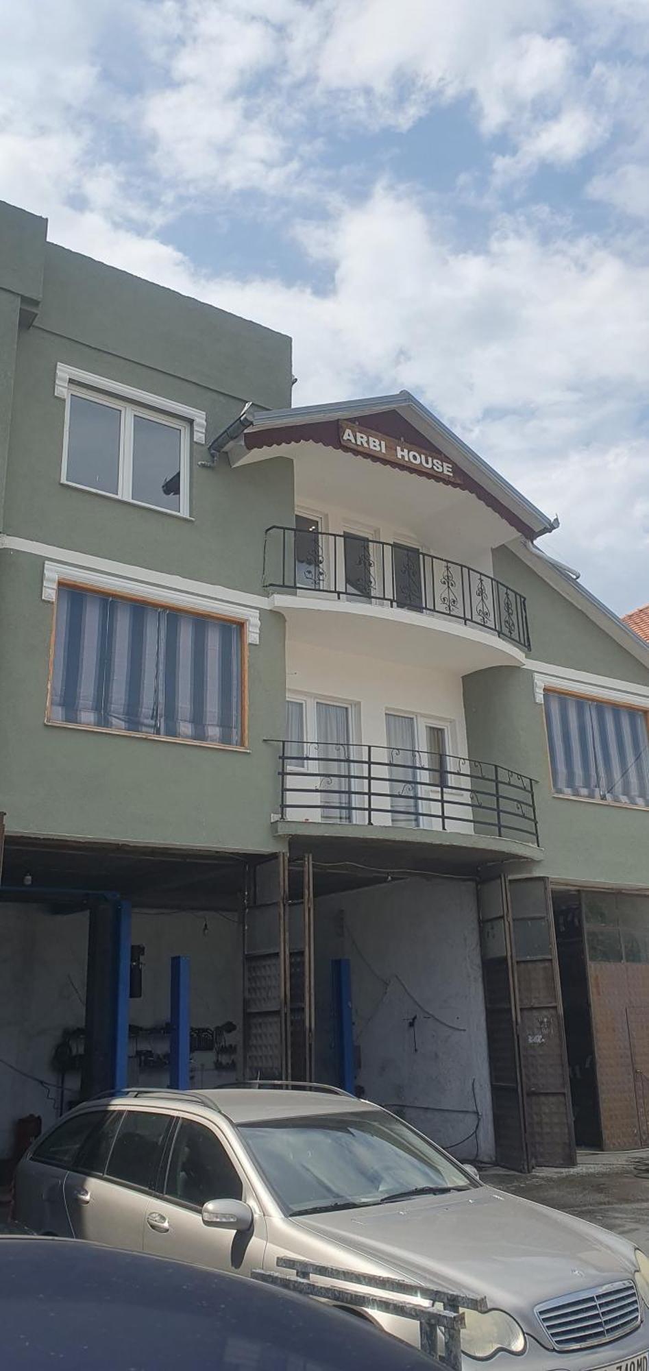 Arbi Guest House Kukes Buitenkant foto
