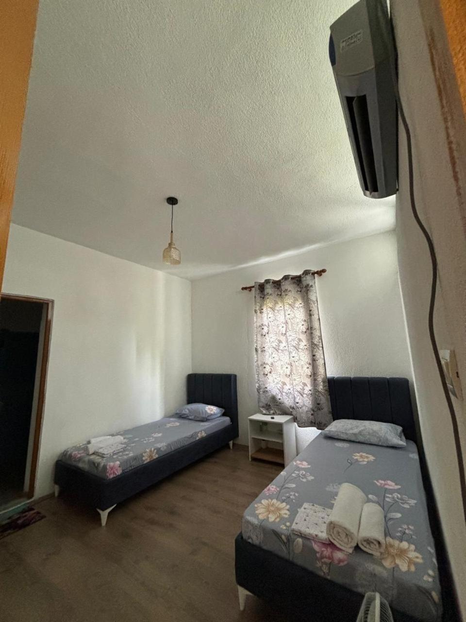 Arbi Guest House Kukes Buitenkant foto